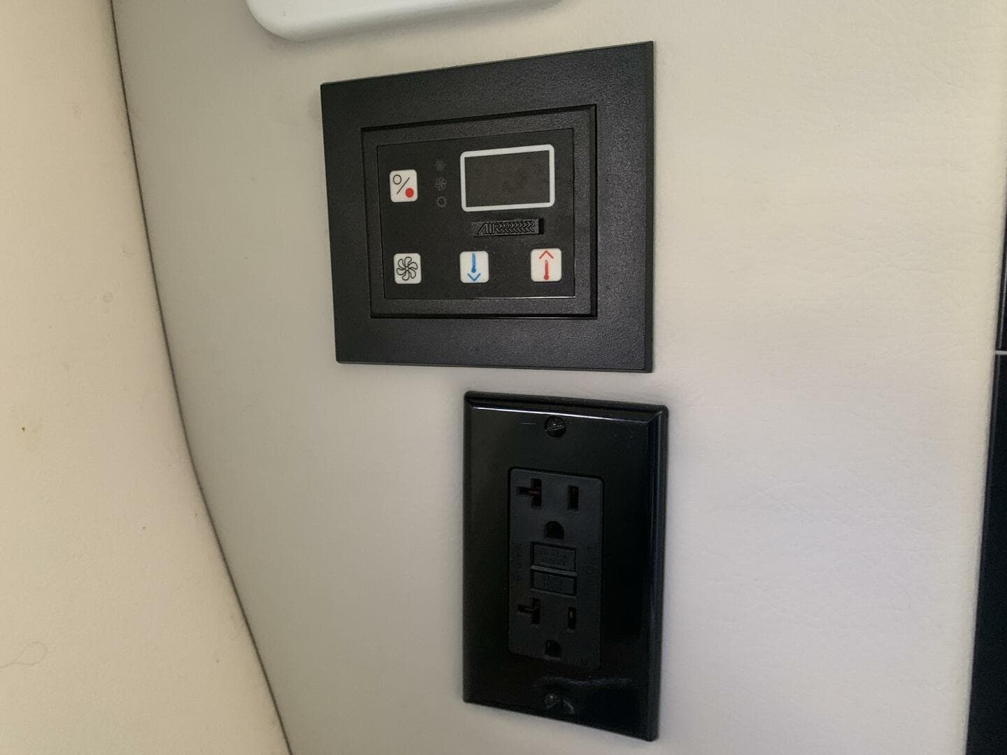 2018 Crownline 264 CR