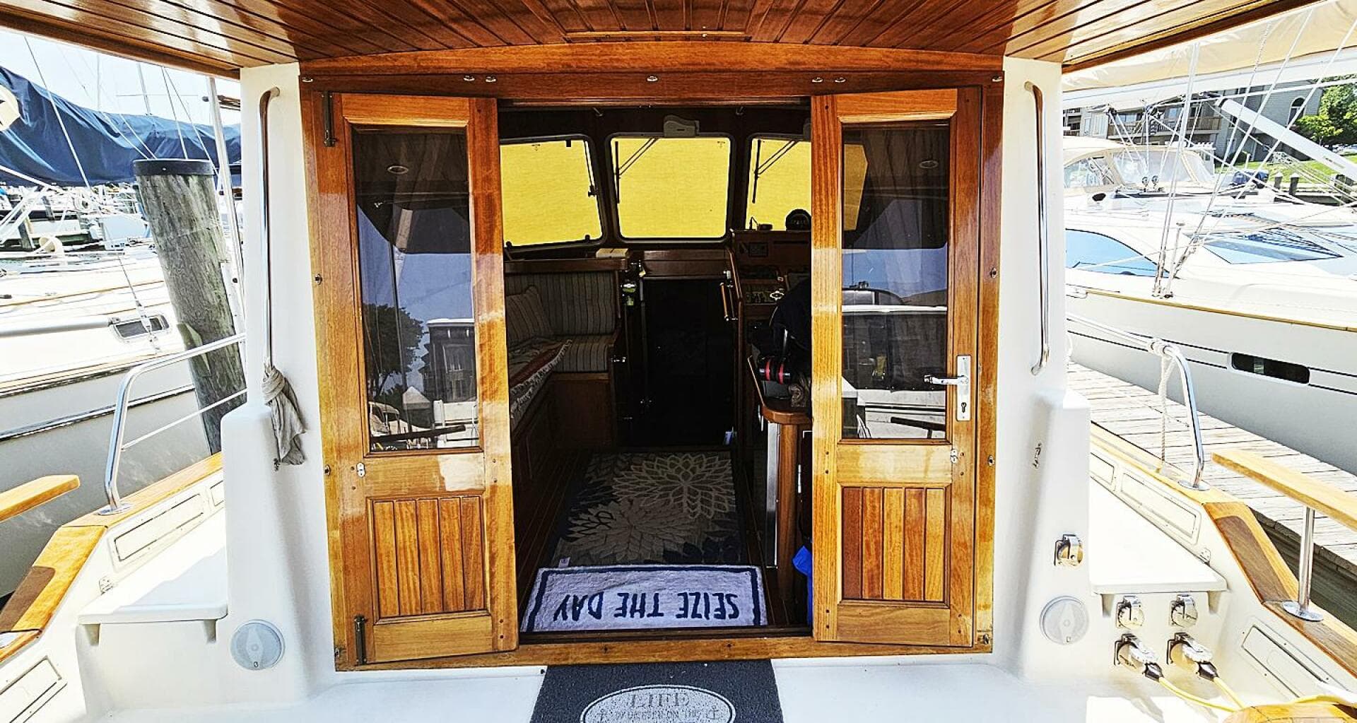 2003 Menorquin 120