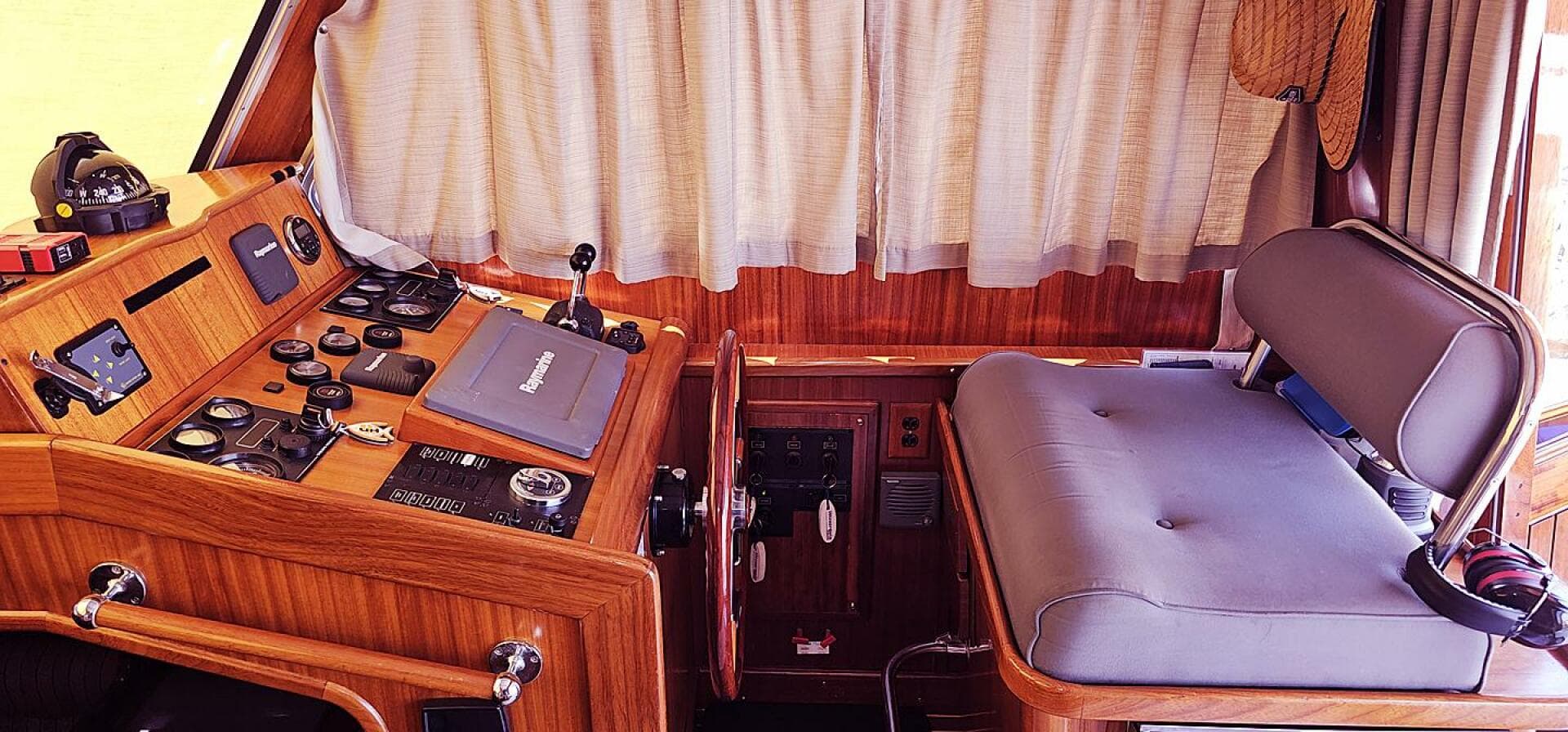2003 Menorquin 120