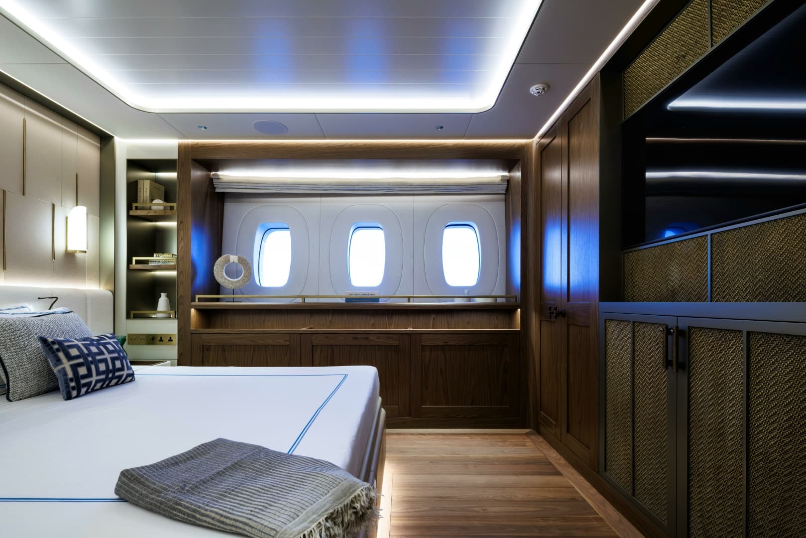 2026 Ares Yachts 