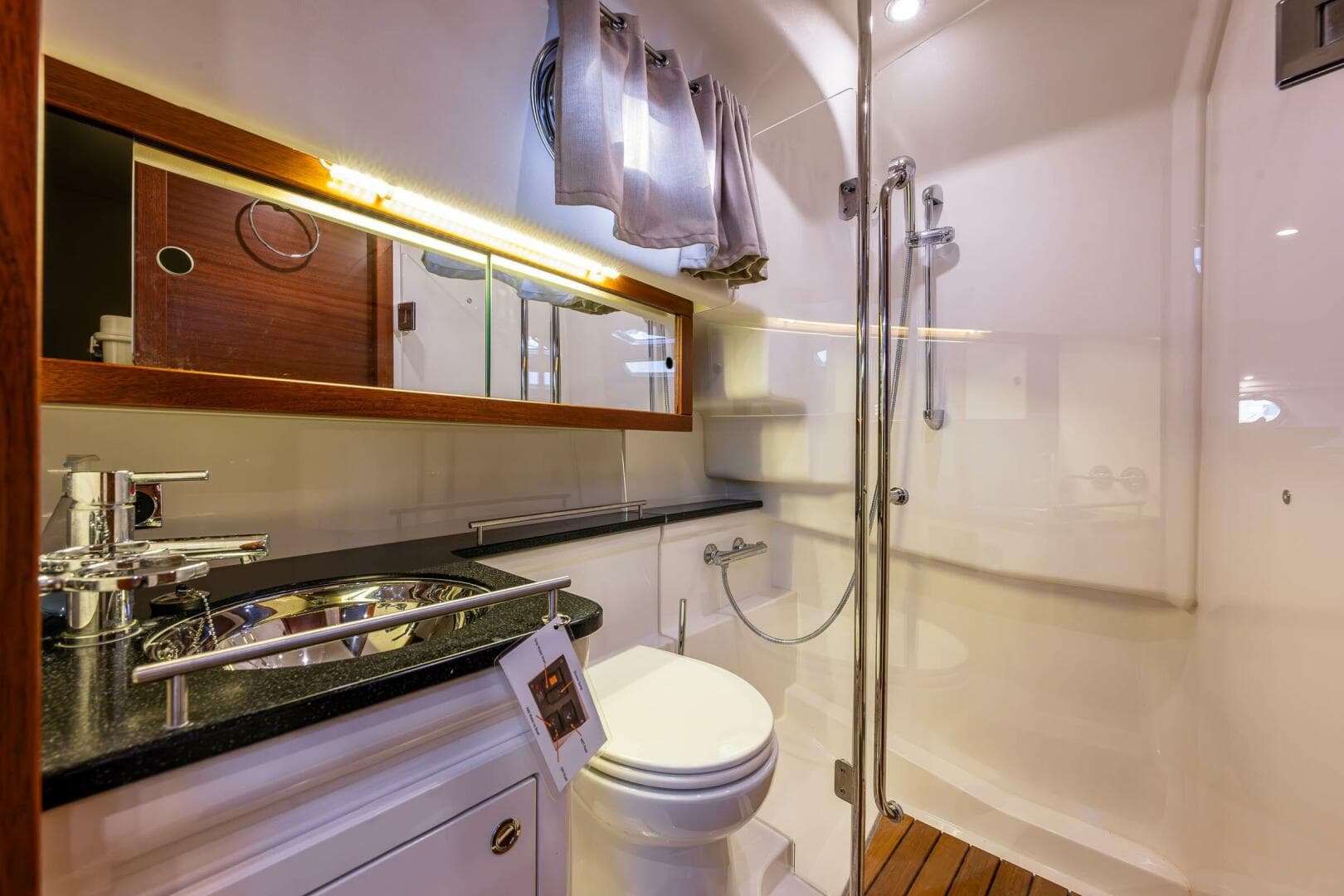 2020 Nimbus 365 Coupe