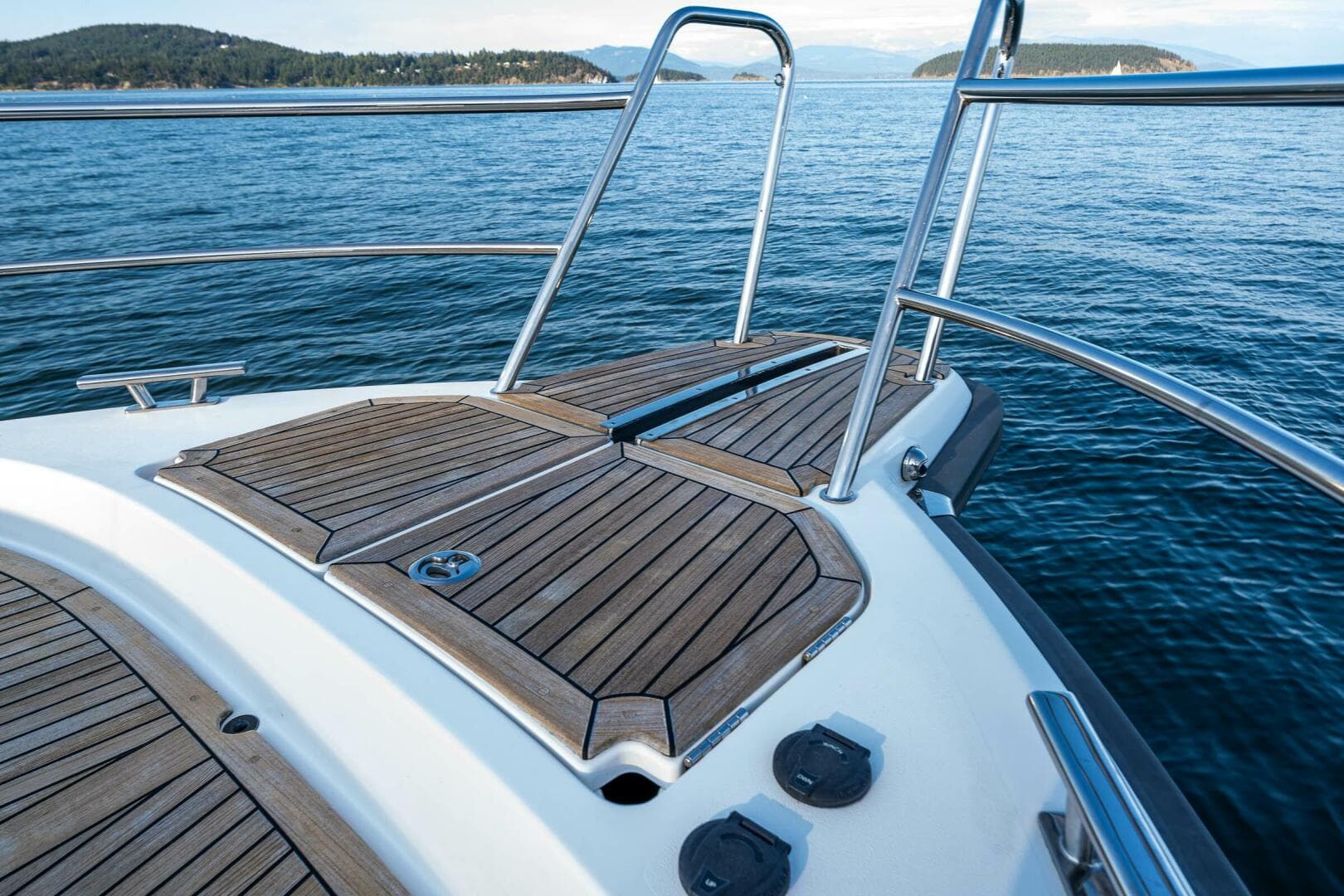 2020 Nimbus 365 Coupe