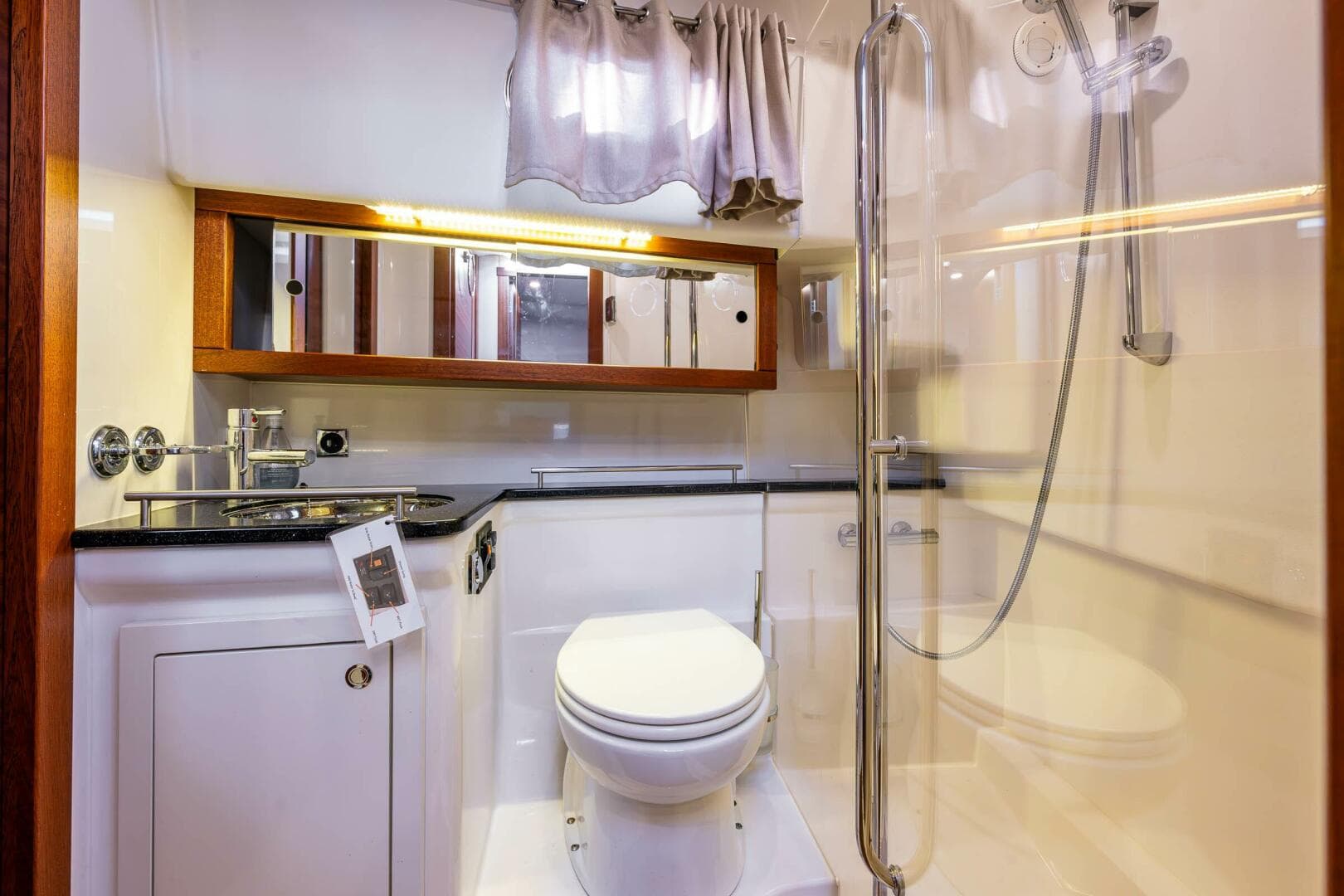 2020 Nimbus 365 Coupe