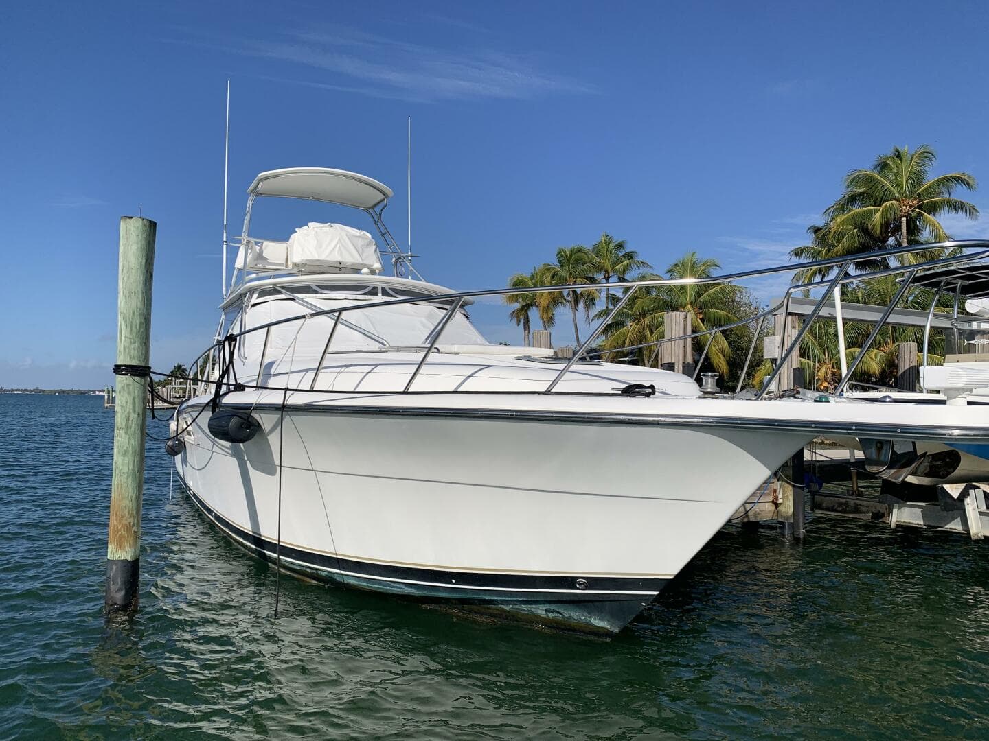 1999 Tiara Yachts 43 Open