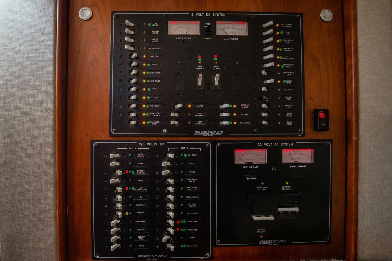 2012 Winter Custom Yachts 38 Express