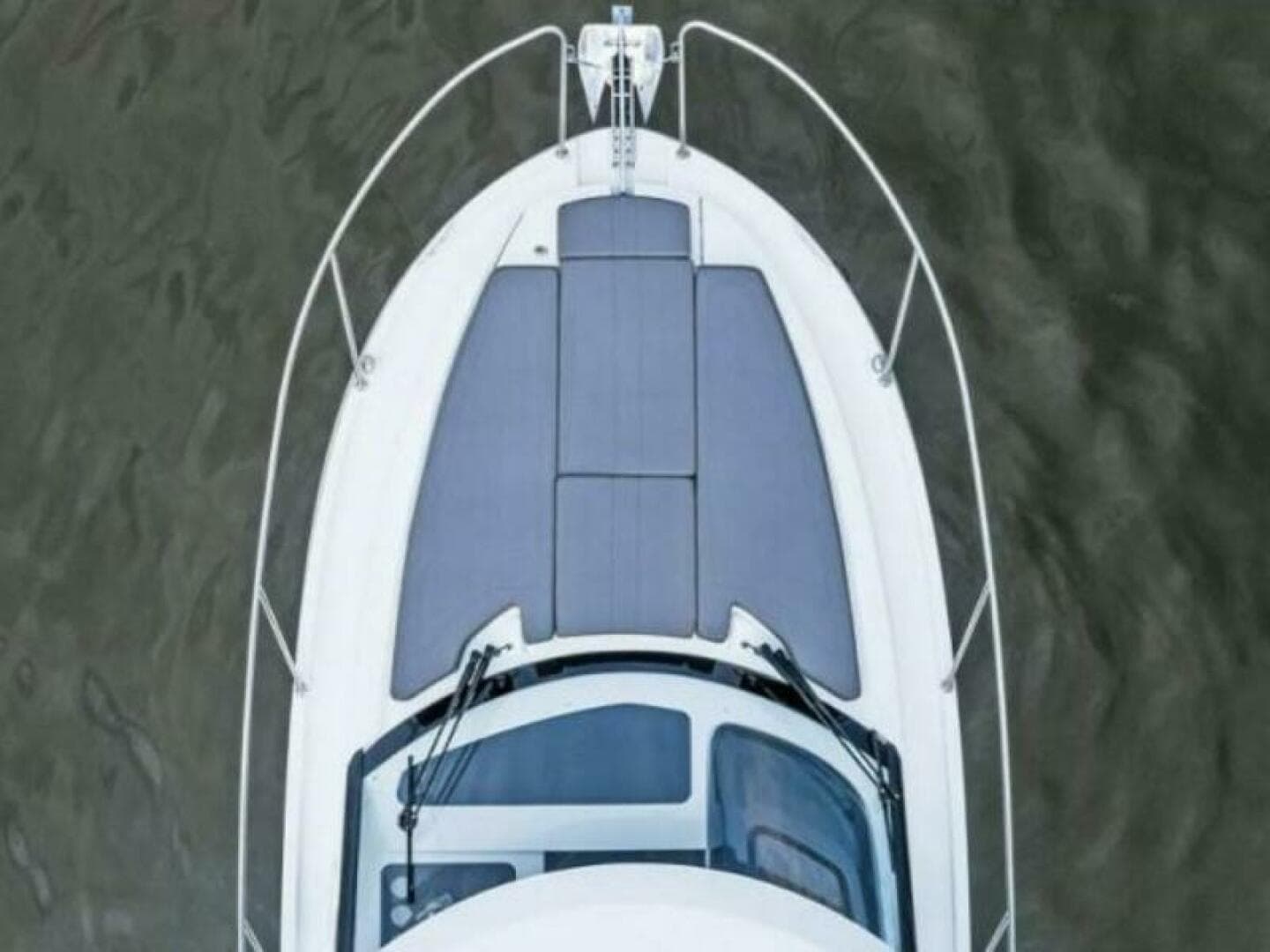 2025 Beneteau Antares 9