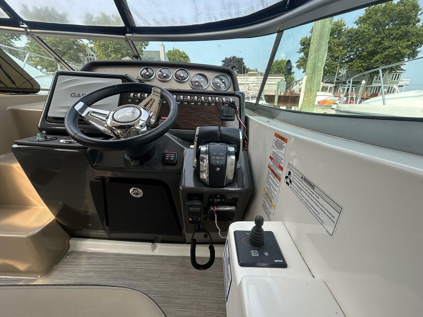 2016 Sea Ray 310 Sundancer