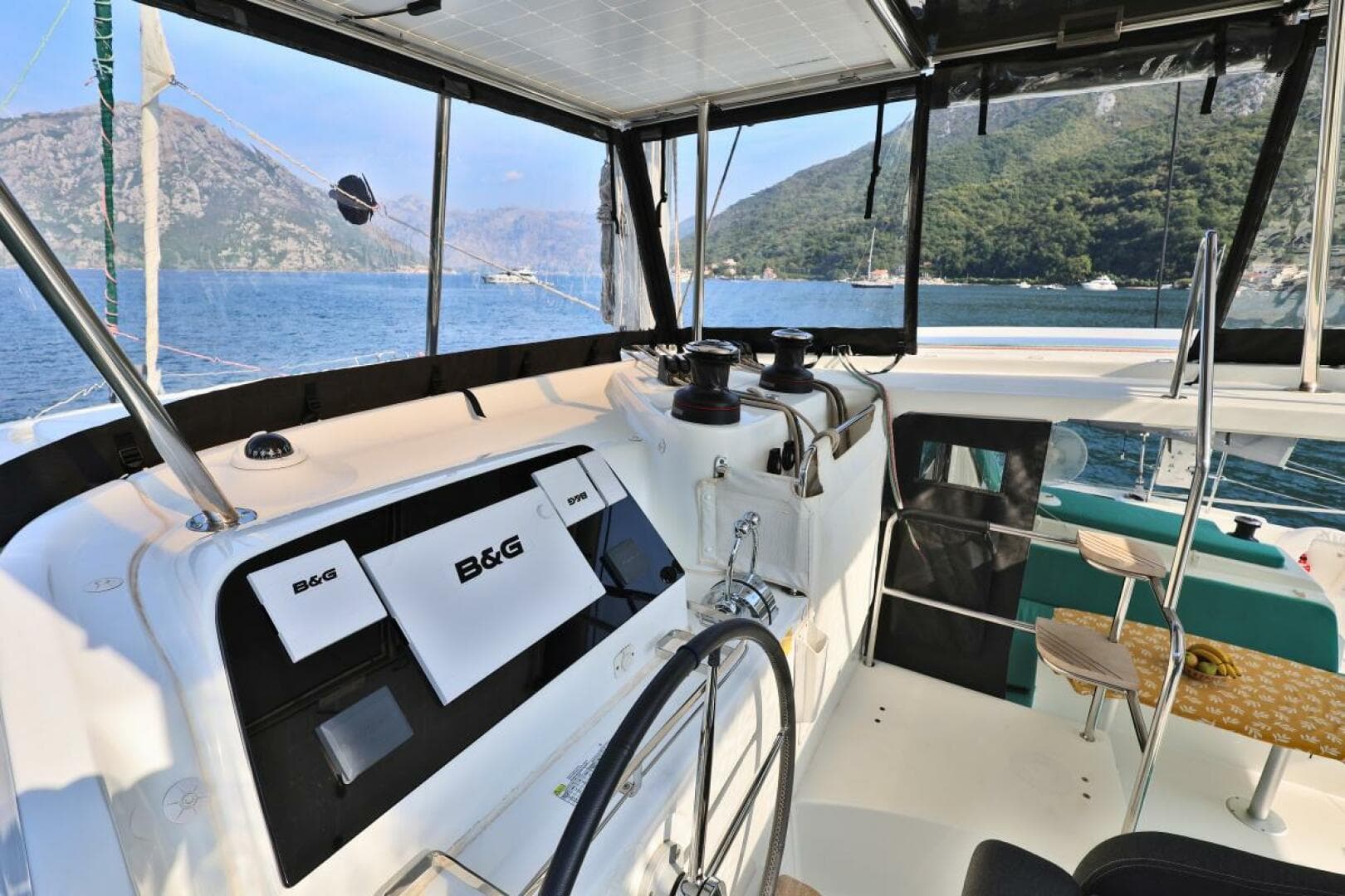 2022-lagoon-42-sail-9525041-20240829062037423-1_XLARGE.jpg