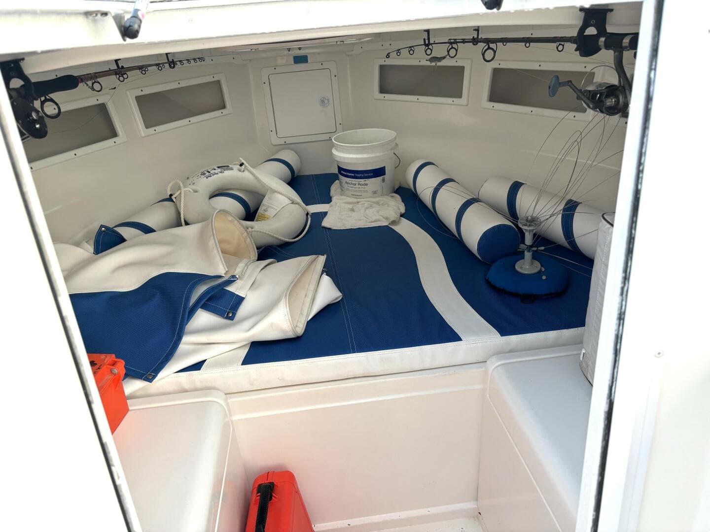 2000 Strike Center Console