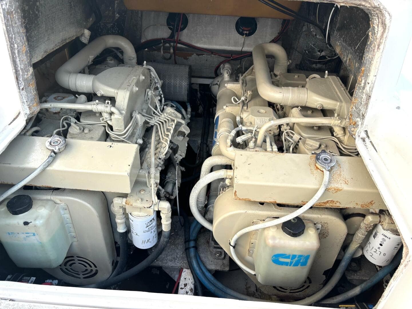 2000 Strike Center Console