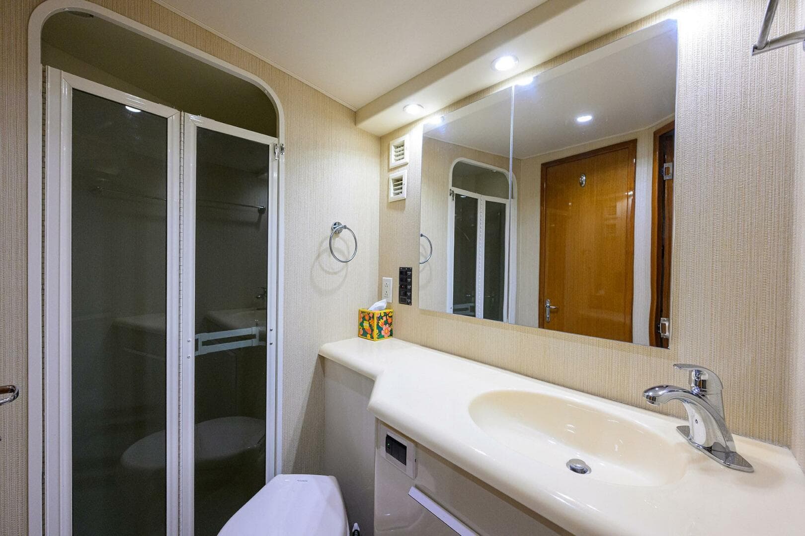 2000 Viking 50 Convertible