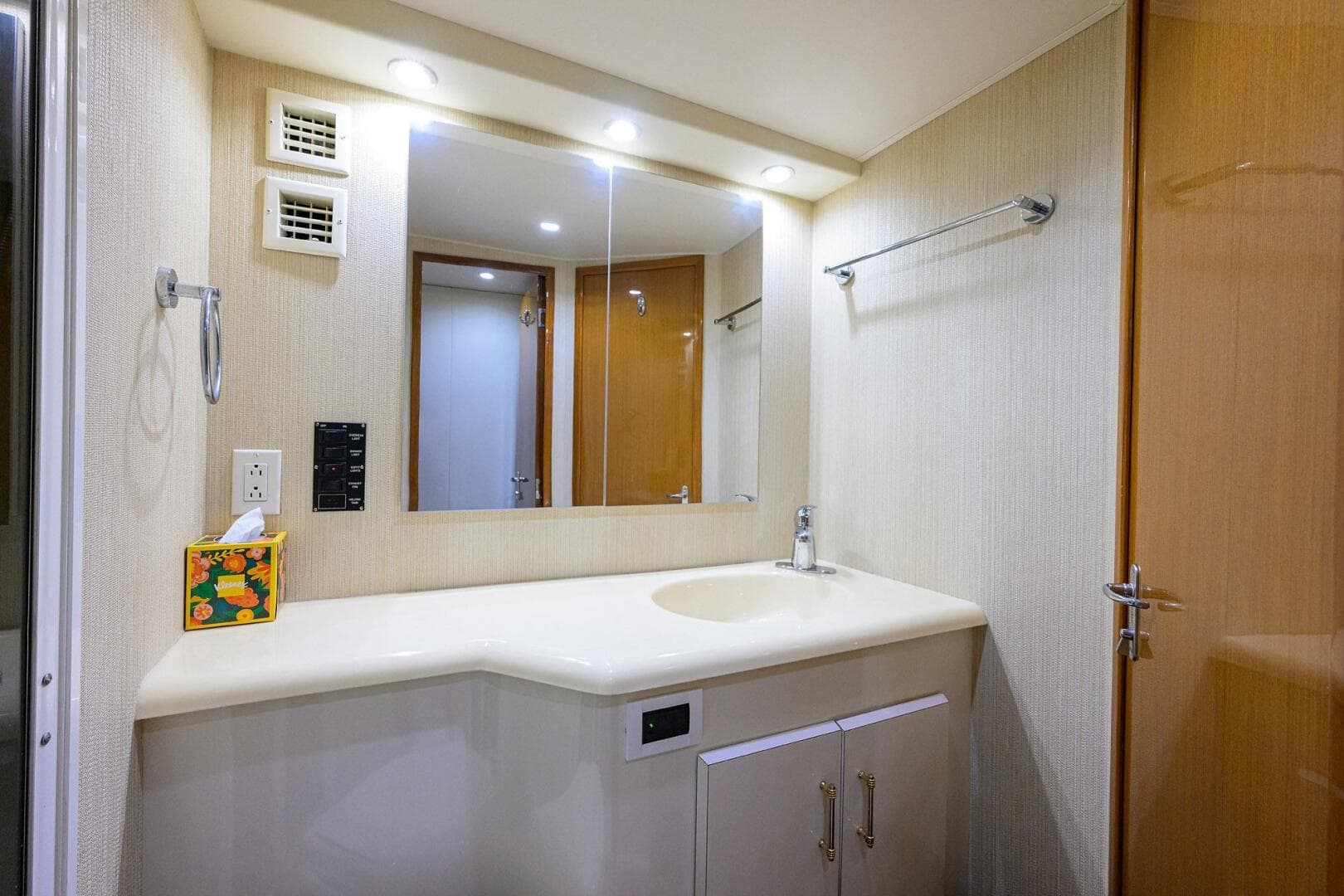 2000 Viking 50 Convertible