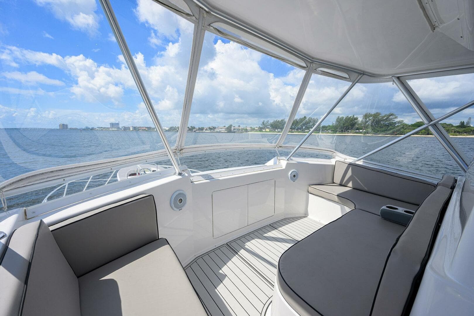 2000 Viking 50 Convertible