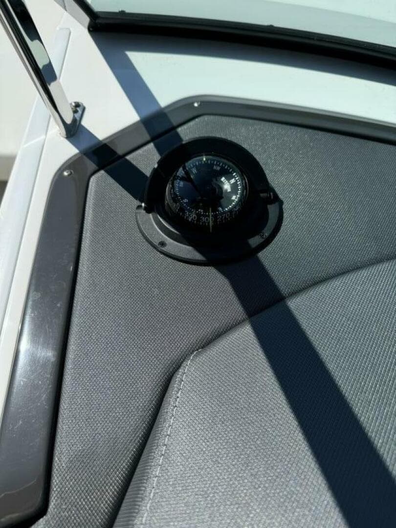 2017 Monterey 278 SS