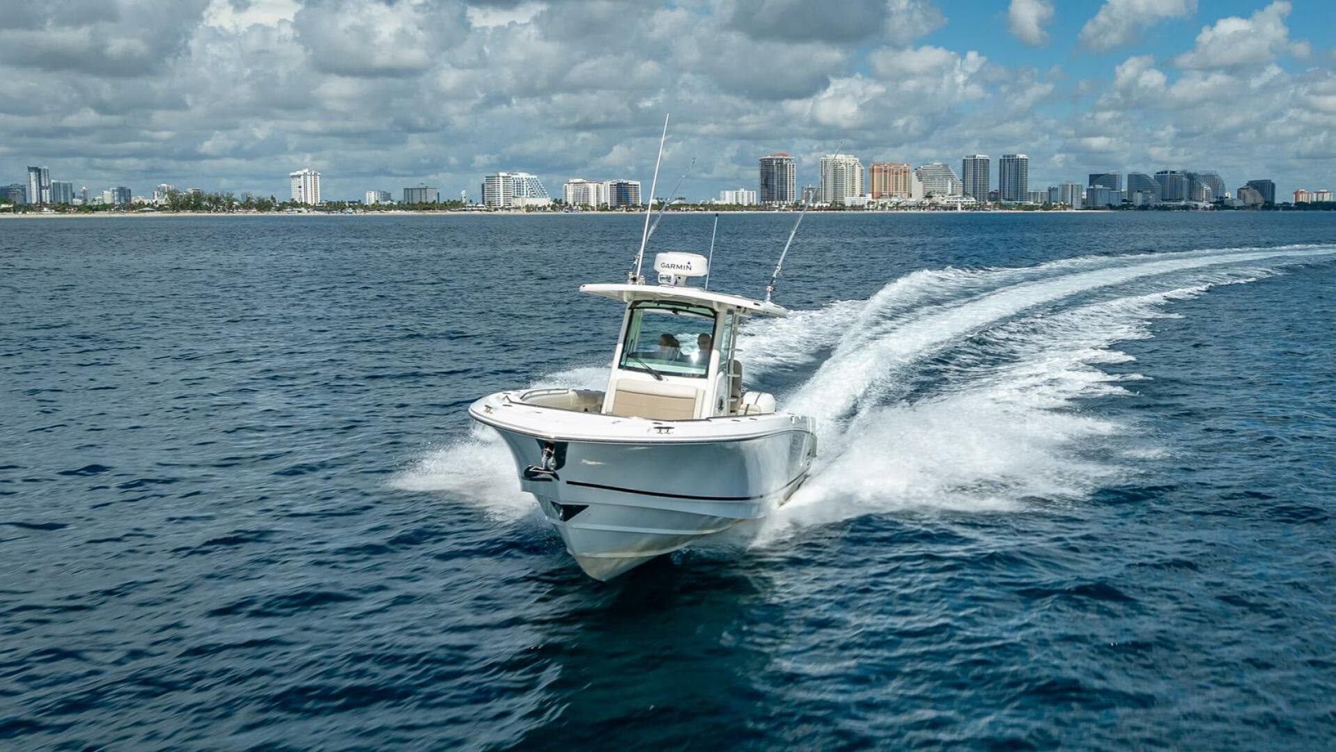 2017 Boston Whaler 330 Outrage