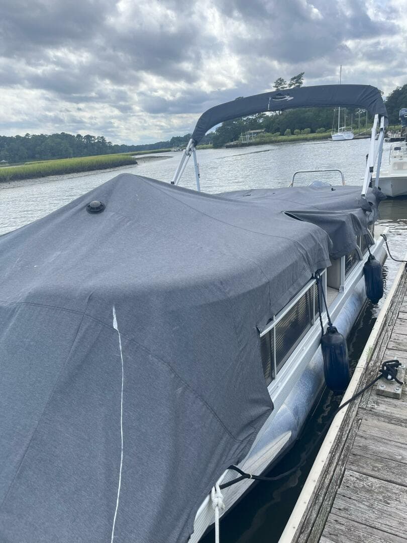 2017 Bennington 22SSRX