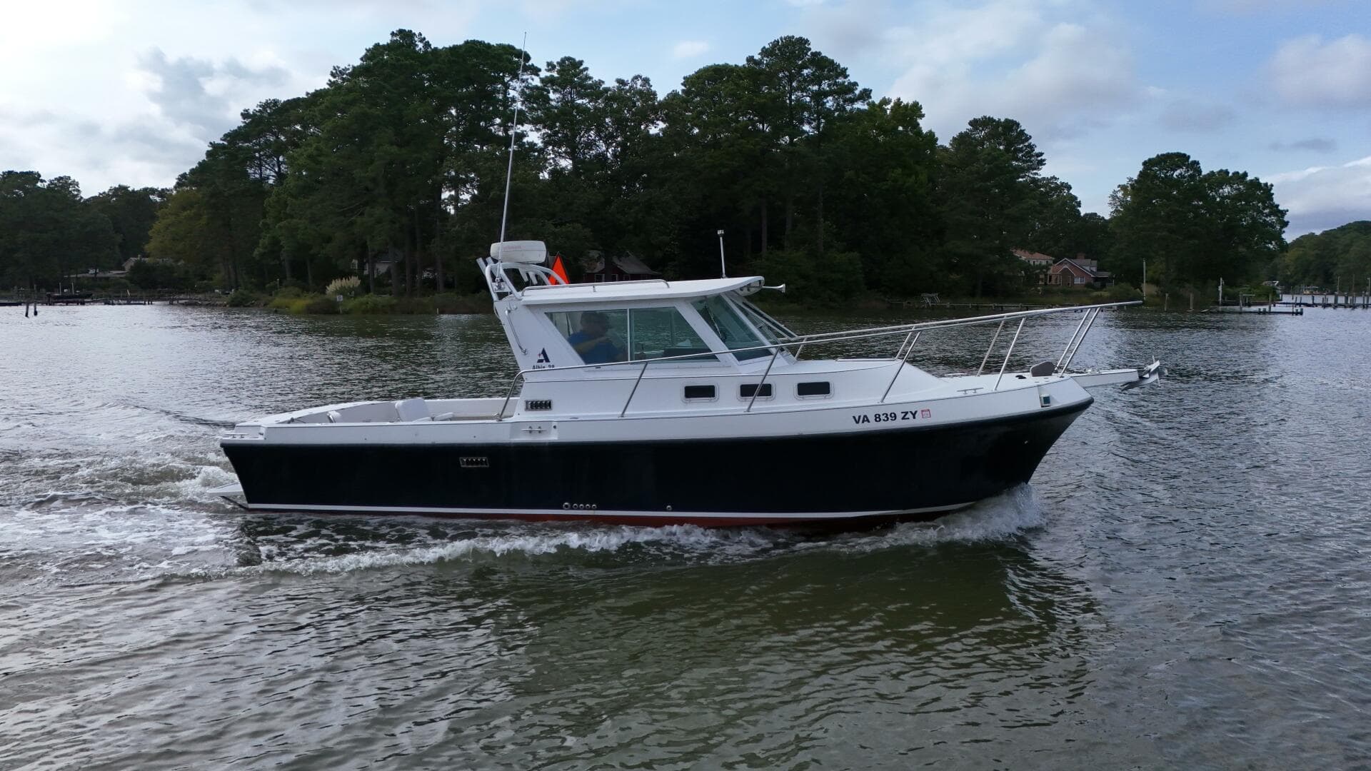 1998 Albin 28 TE Pilothouse