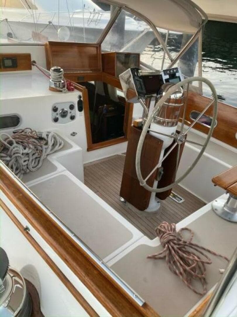 1982 Hinckley Sou'wester 59