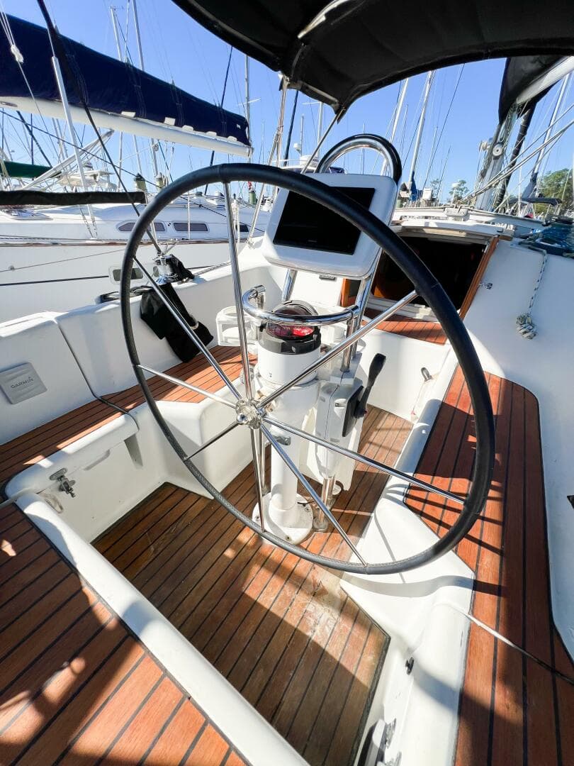 1989 Jeanneau Voyage 11.2