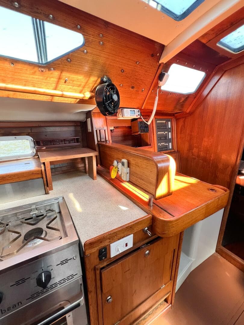 1989 Jeanneau Voyage 11.2