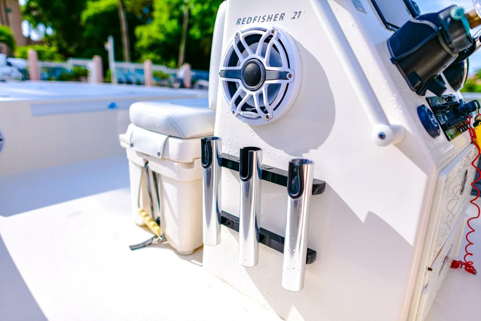 2022 Hewes Redfisher 21