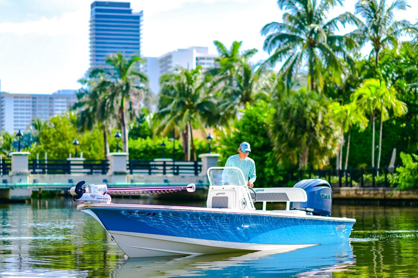 2022 Hewes Redfisher 21