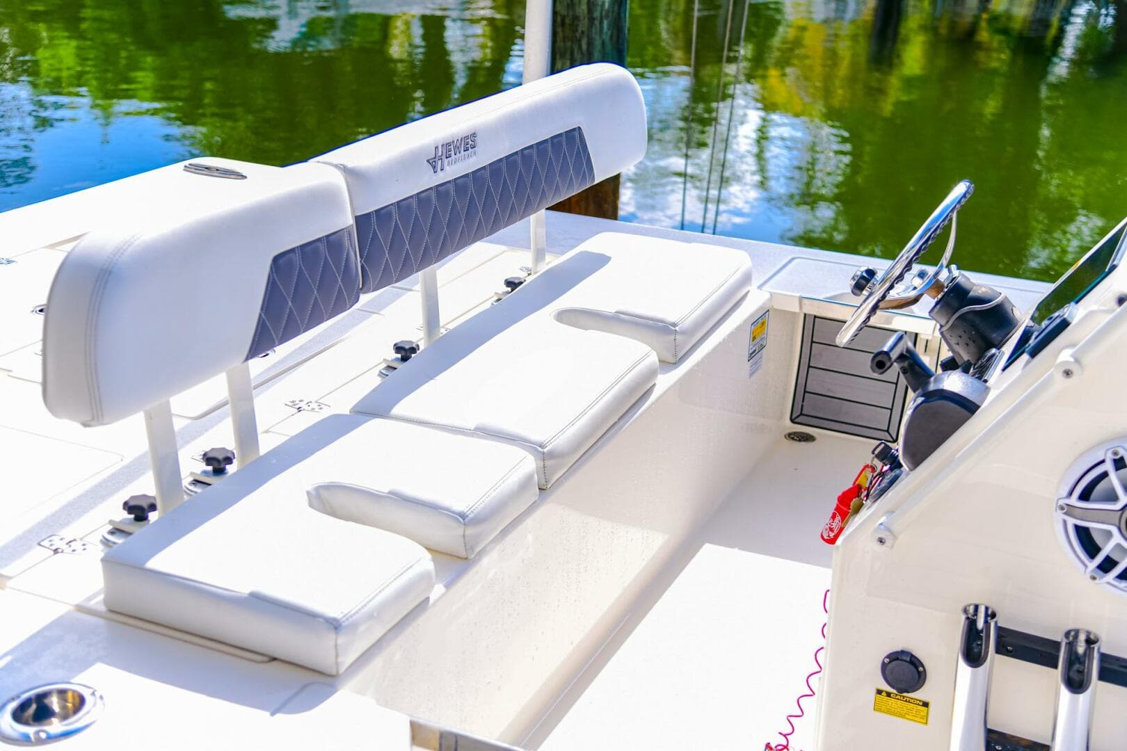 2022 Hewes Redfisher 21