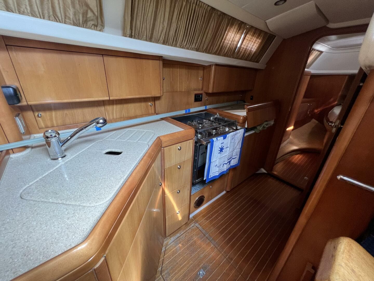 2002 Moody 38-2 Sloop