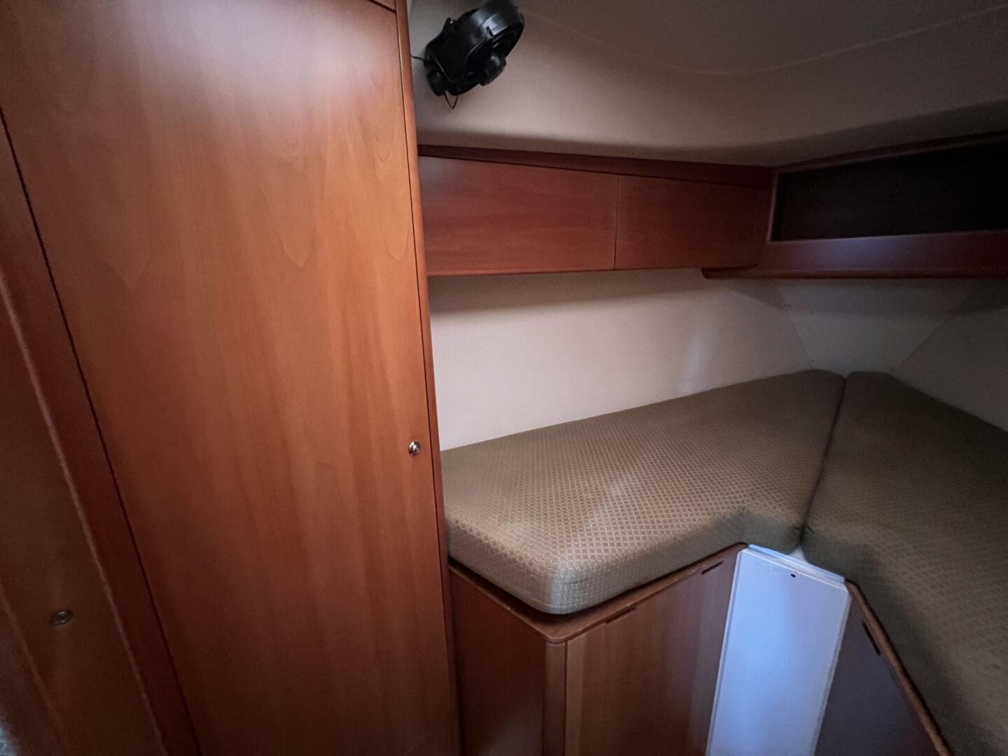 2002 Moody 38-2 Sloop