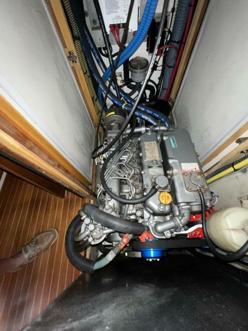 2002 Moody 38-2 Sloop