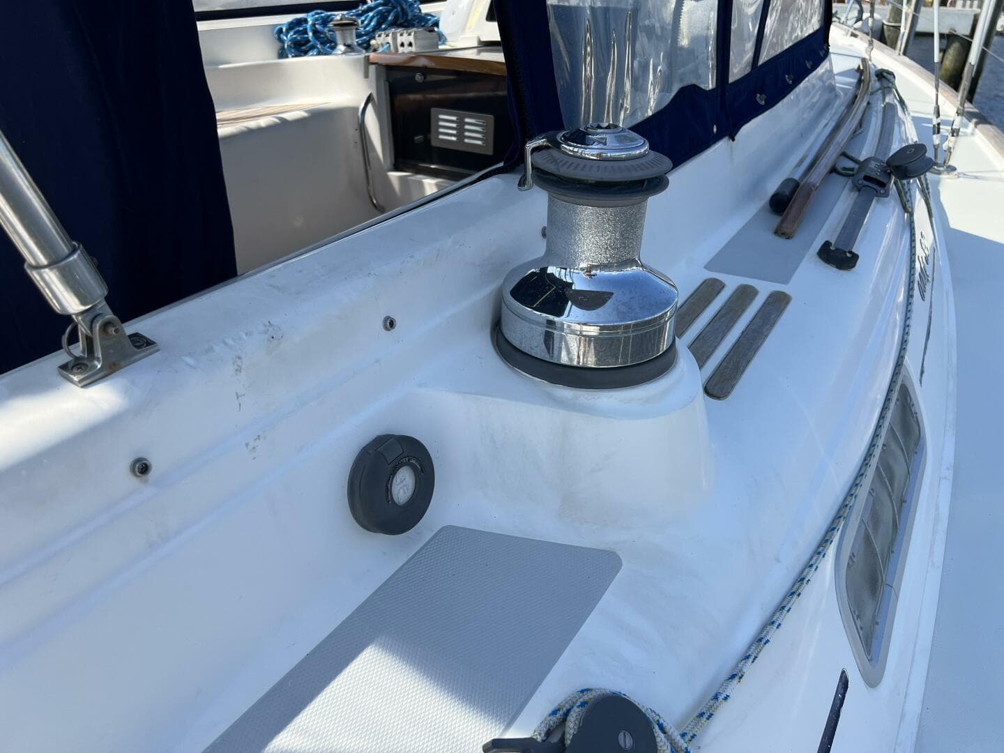 2002 Moody 38-2 Sloop