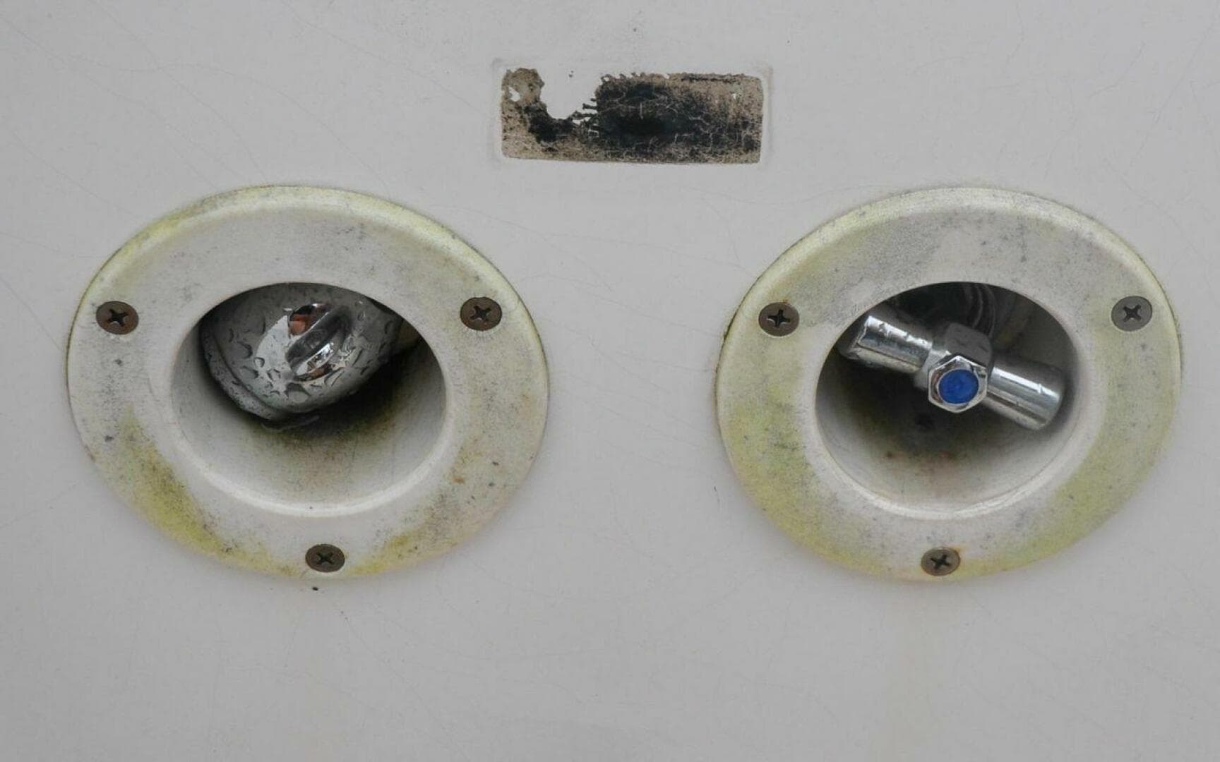 J/42 - Canty - Cockpit - Shower