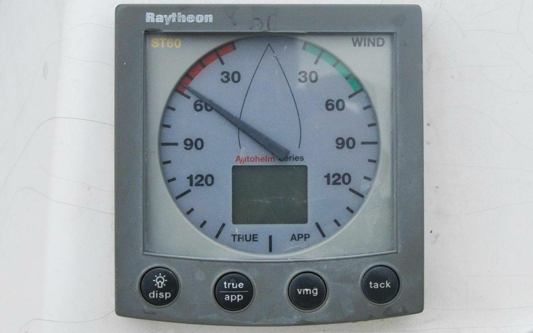 J/42 - Canty - Cockpit - Wind Display