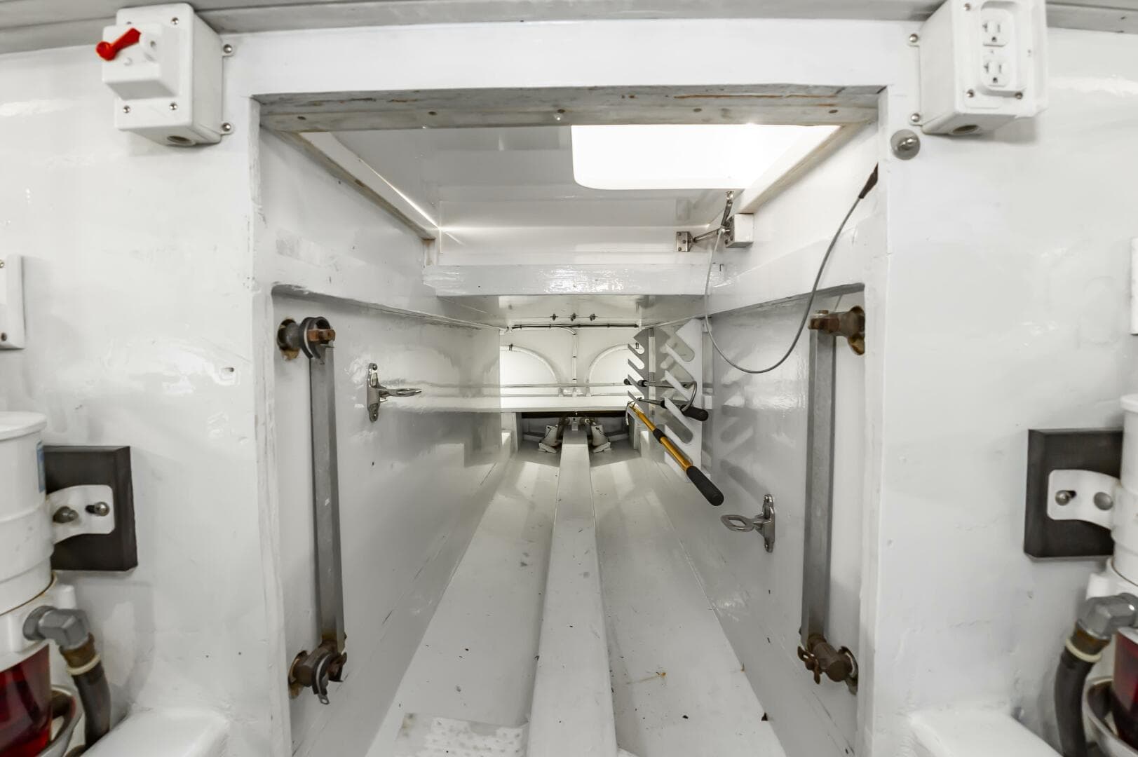 1994 Custom Carolina 43 Blackwell Convertible