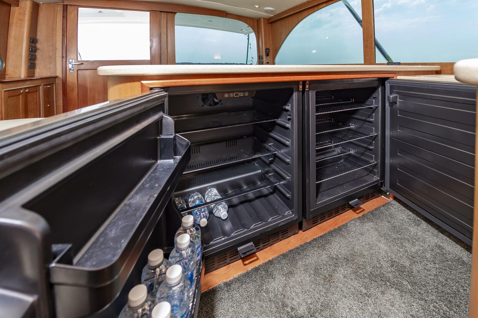 1994 Custom Carolina 43 Blackwell Convertible