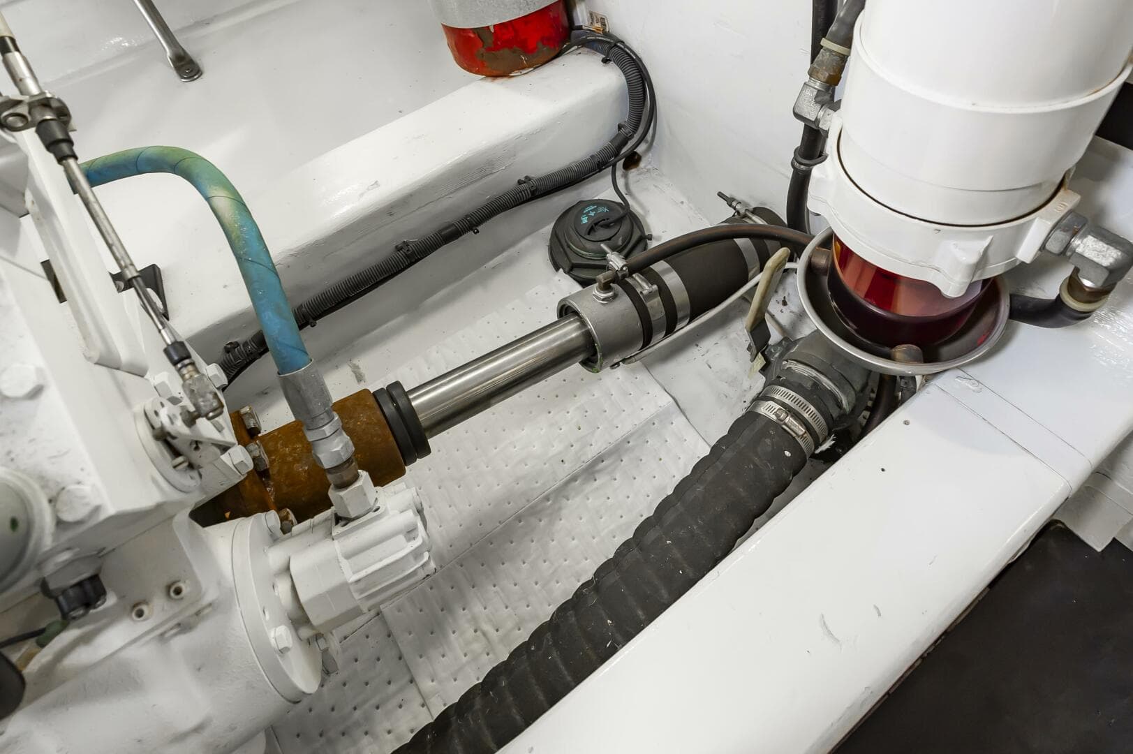 1994 Custom Carolina 43 Blackwell Convertible