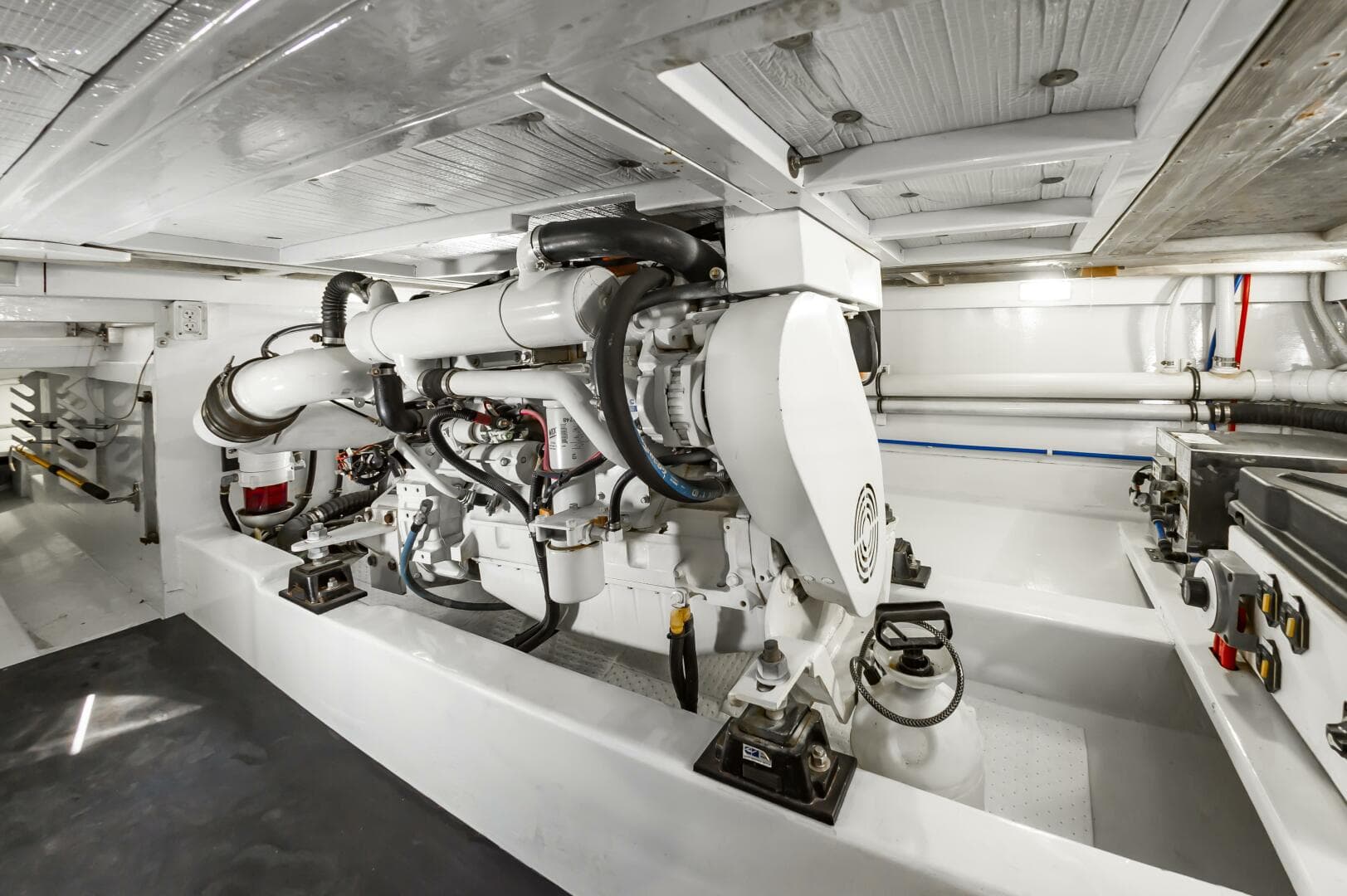 1994 Custom Carolina 43 Blackwell Convertible