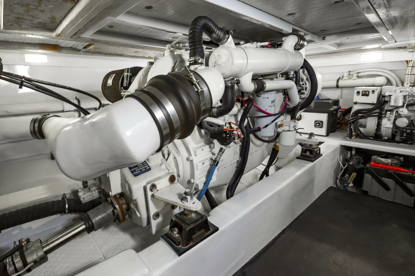 1994 Custom Carolina 43 Blackwell Convertible