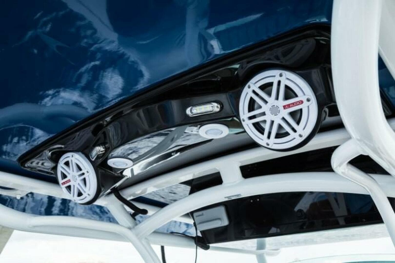 2025 Wellcraft 302 Fisherman