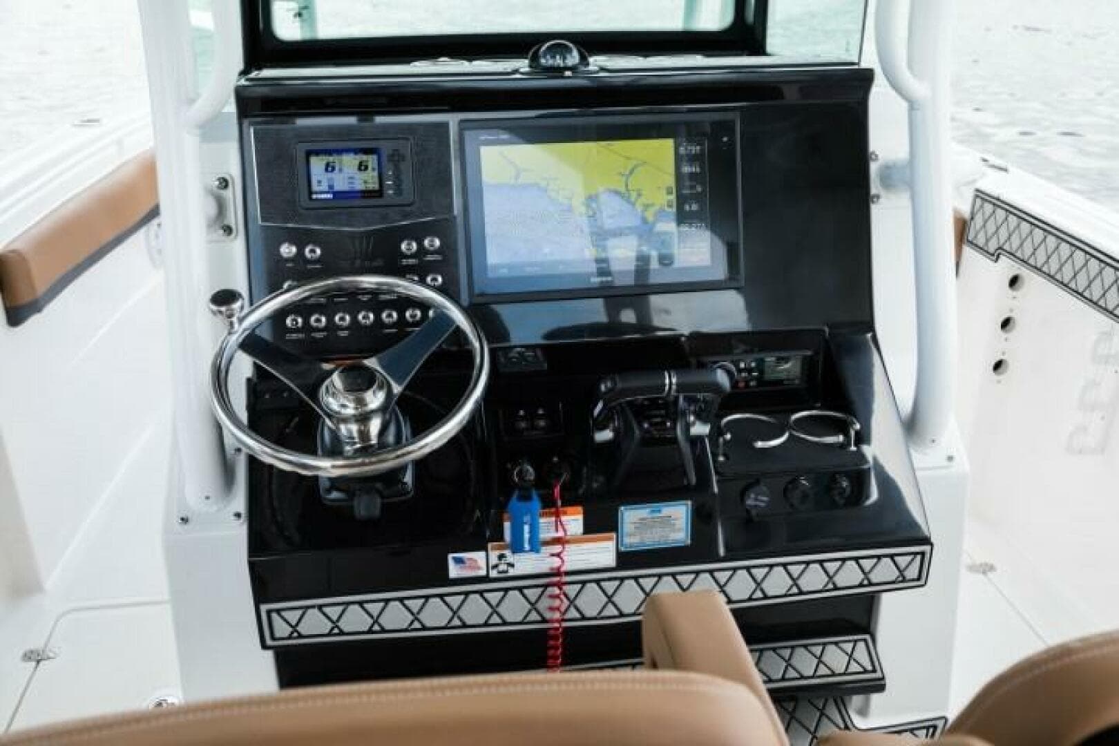 2025 Wellcraft 302 Fisherman