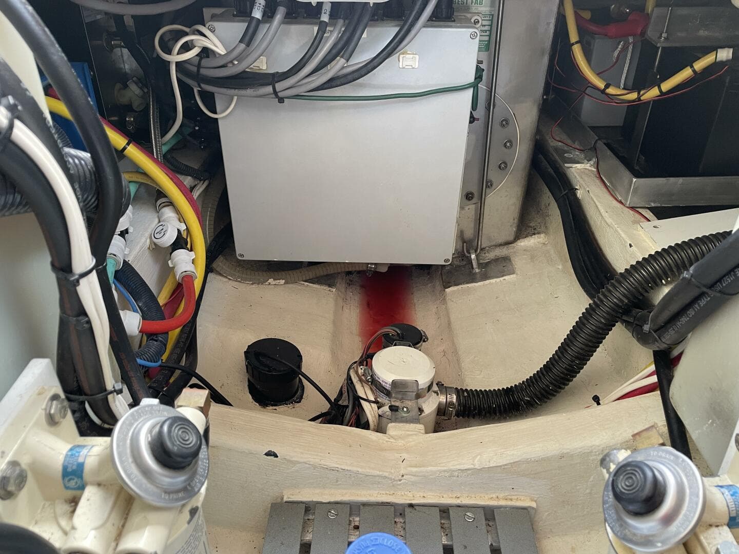 2012 Hinckley Talaria 38