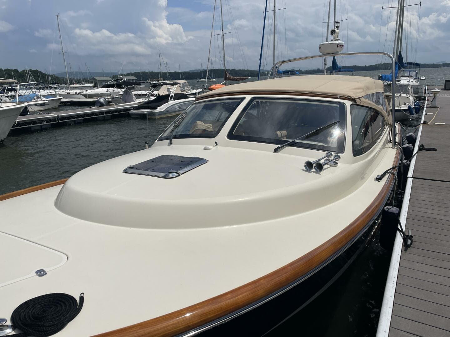 2012 Hinckley Talaria 38