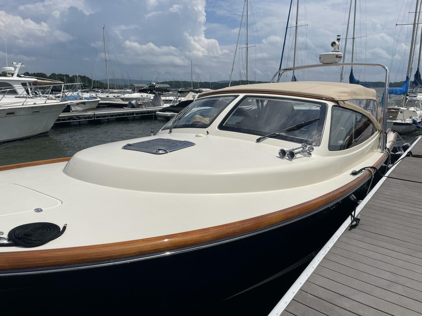 2012 Hinckley Talaria 38