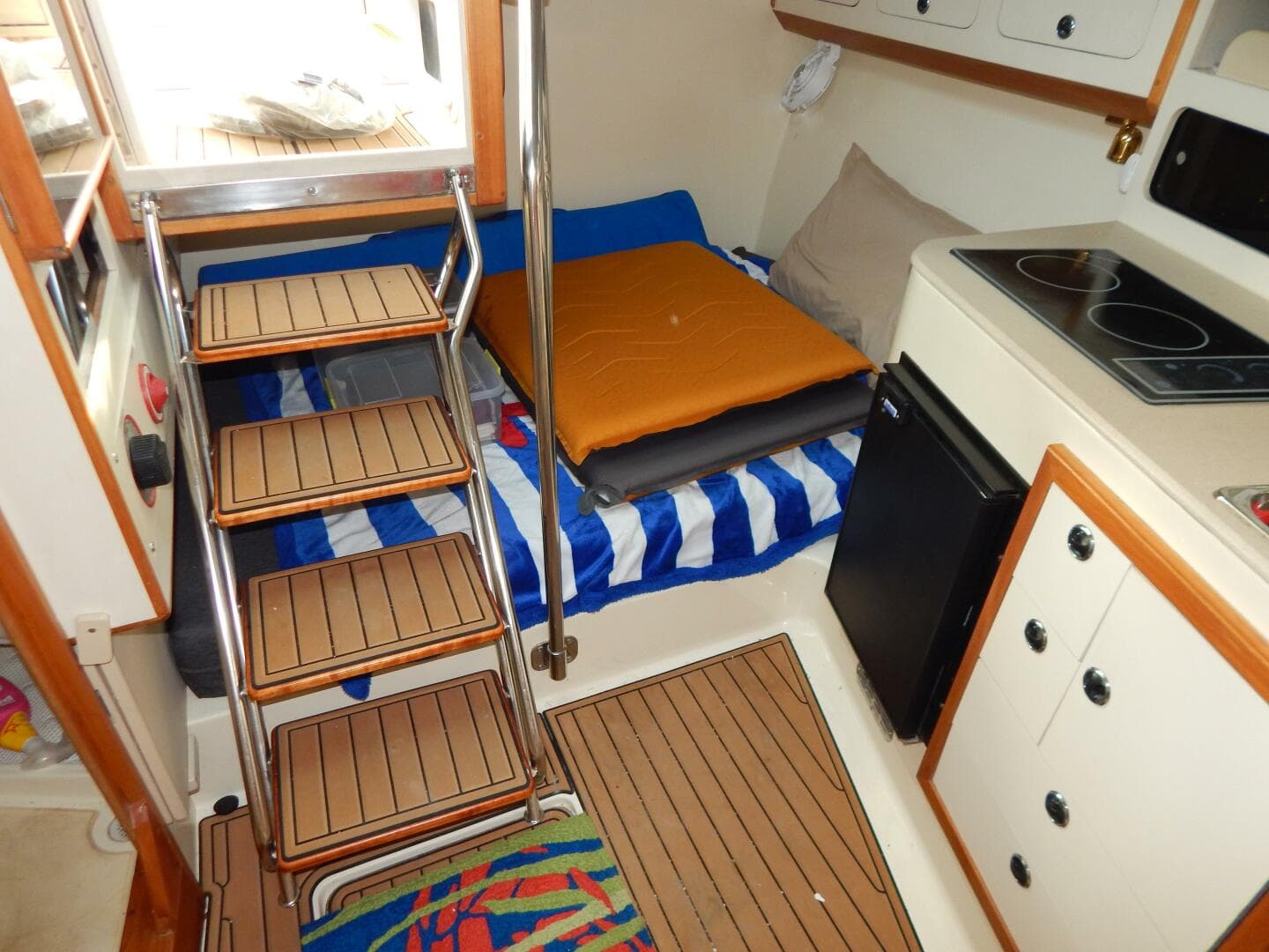 1999 Albin 31 Tournament Express