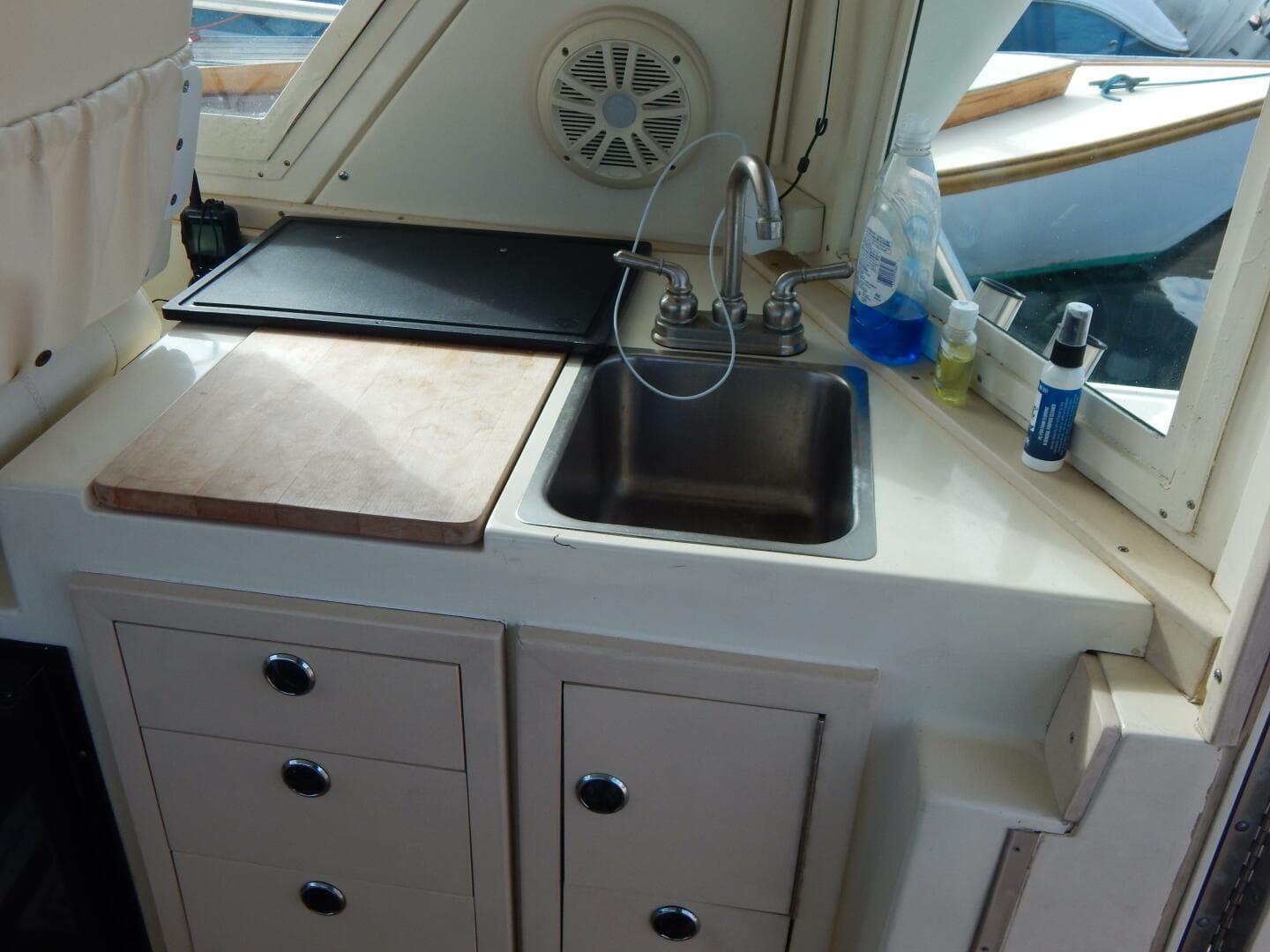 1999 Albin 31 Tournament Express