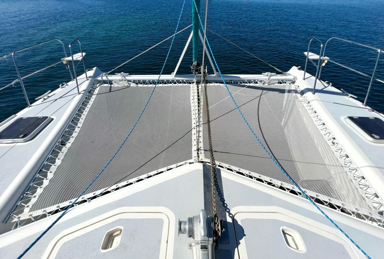 1999-st-francis-44-mkii-sail-9535775-20240906053315458-1_XLARGE.jpg