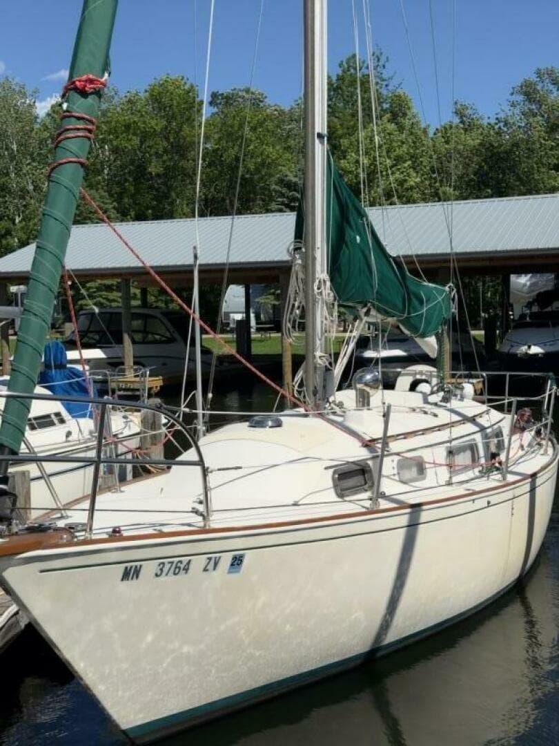 1979 Sabre 28