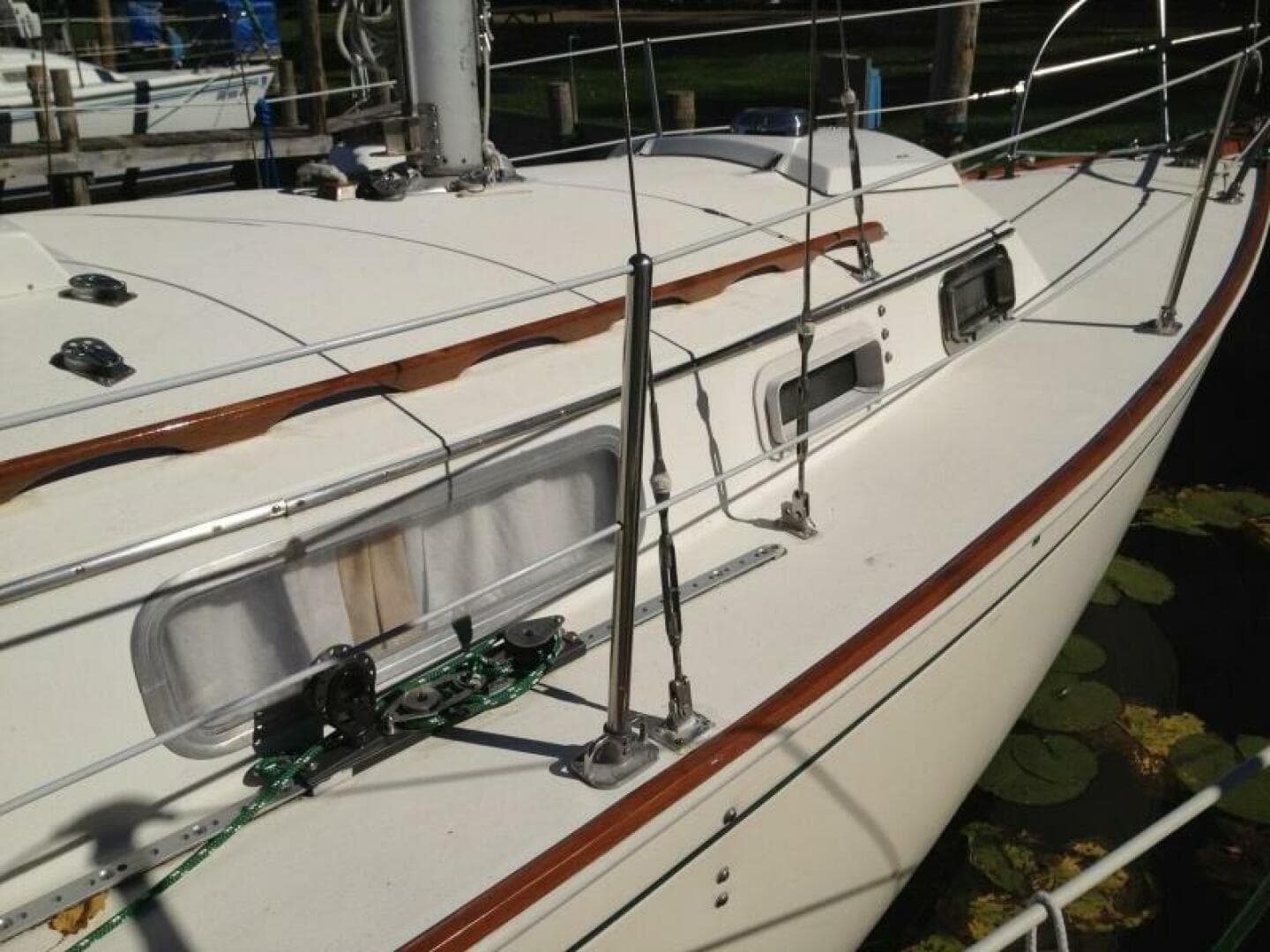 1979 Sabre 28