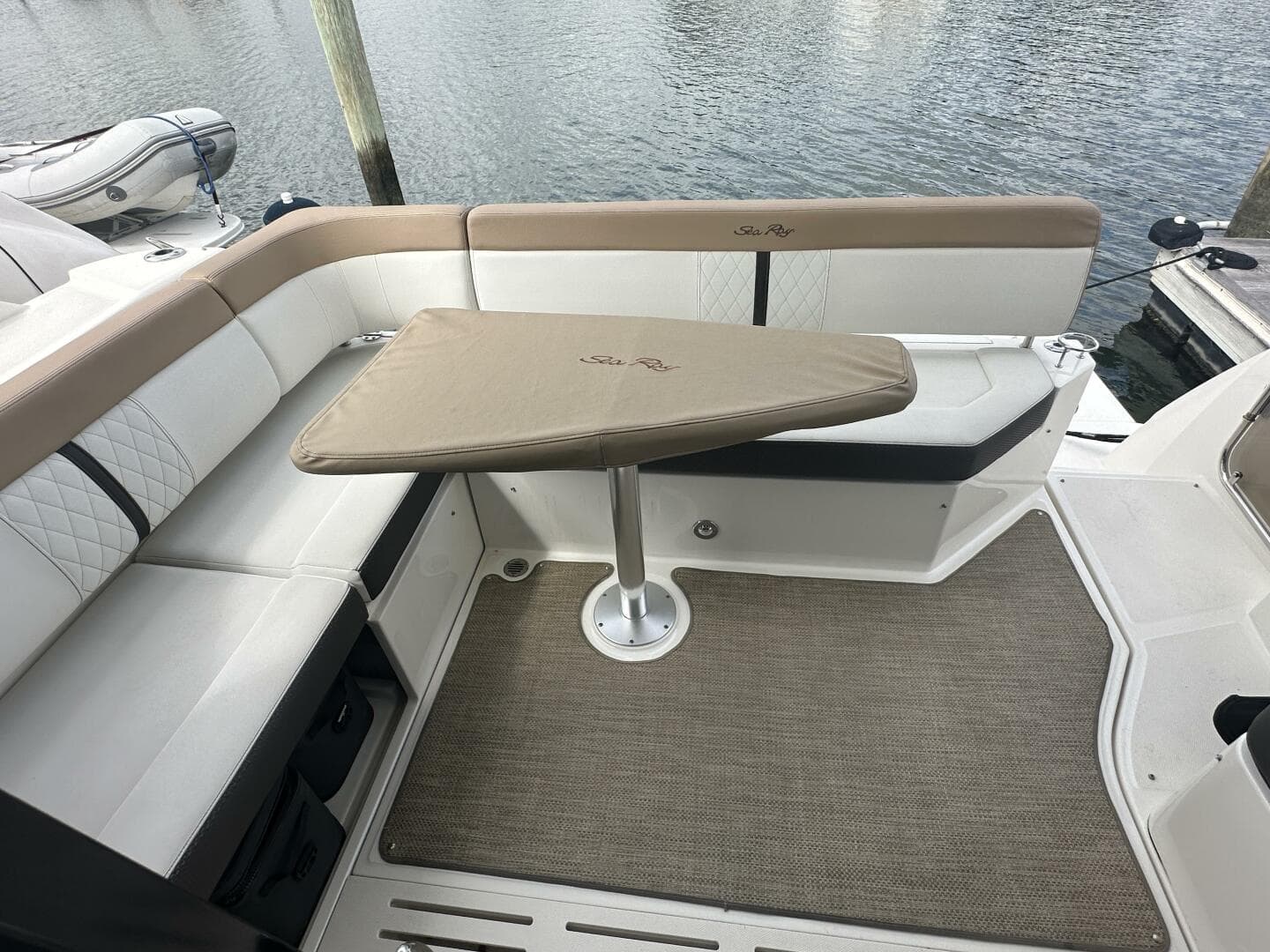 2018 Sea Ray Sundancer 400