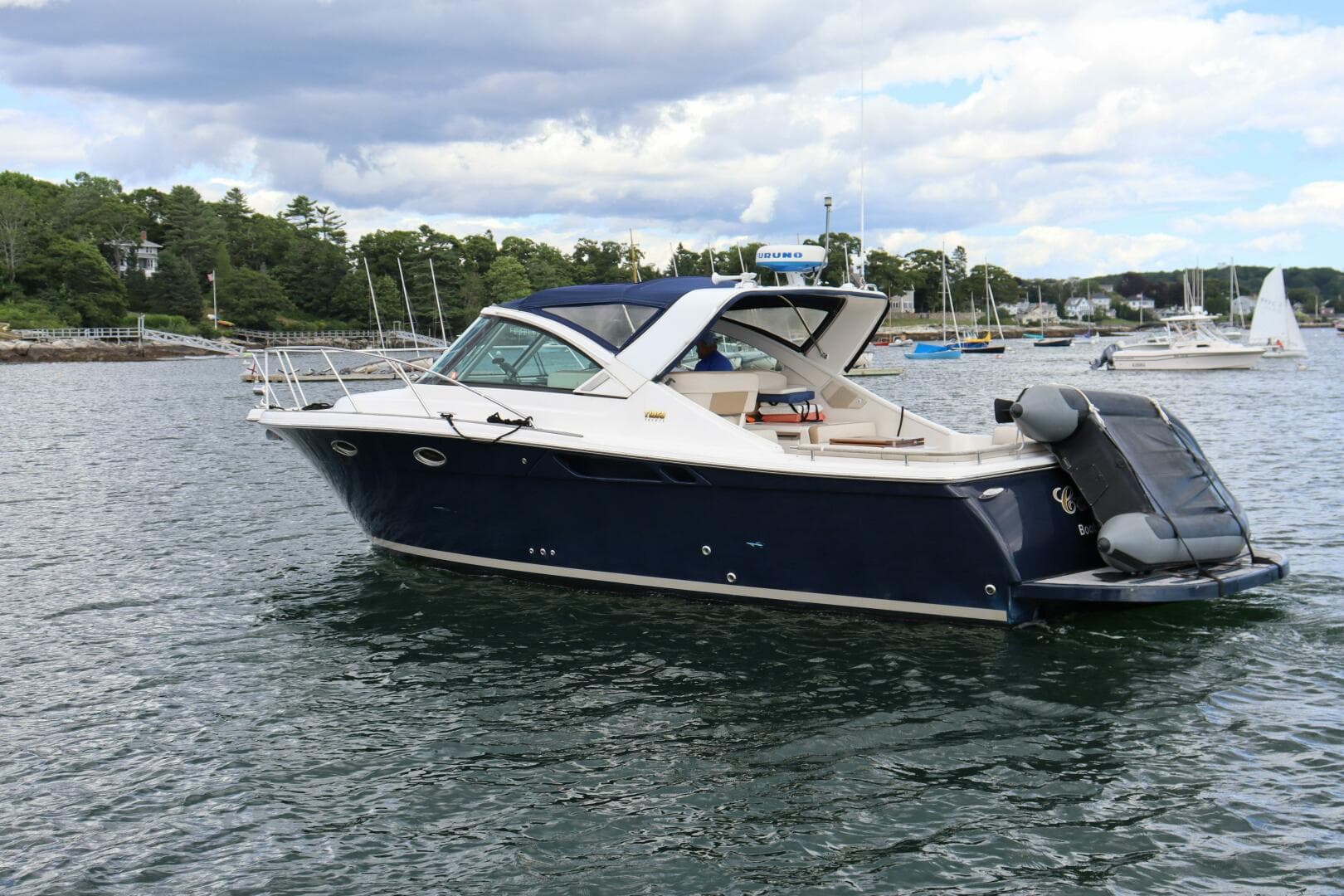 2012 Tiara Yachts 3100 Coronet